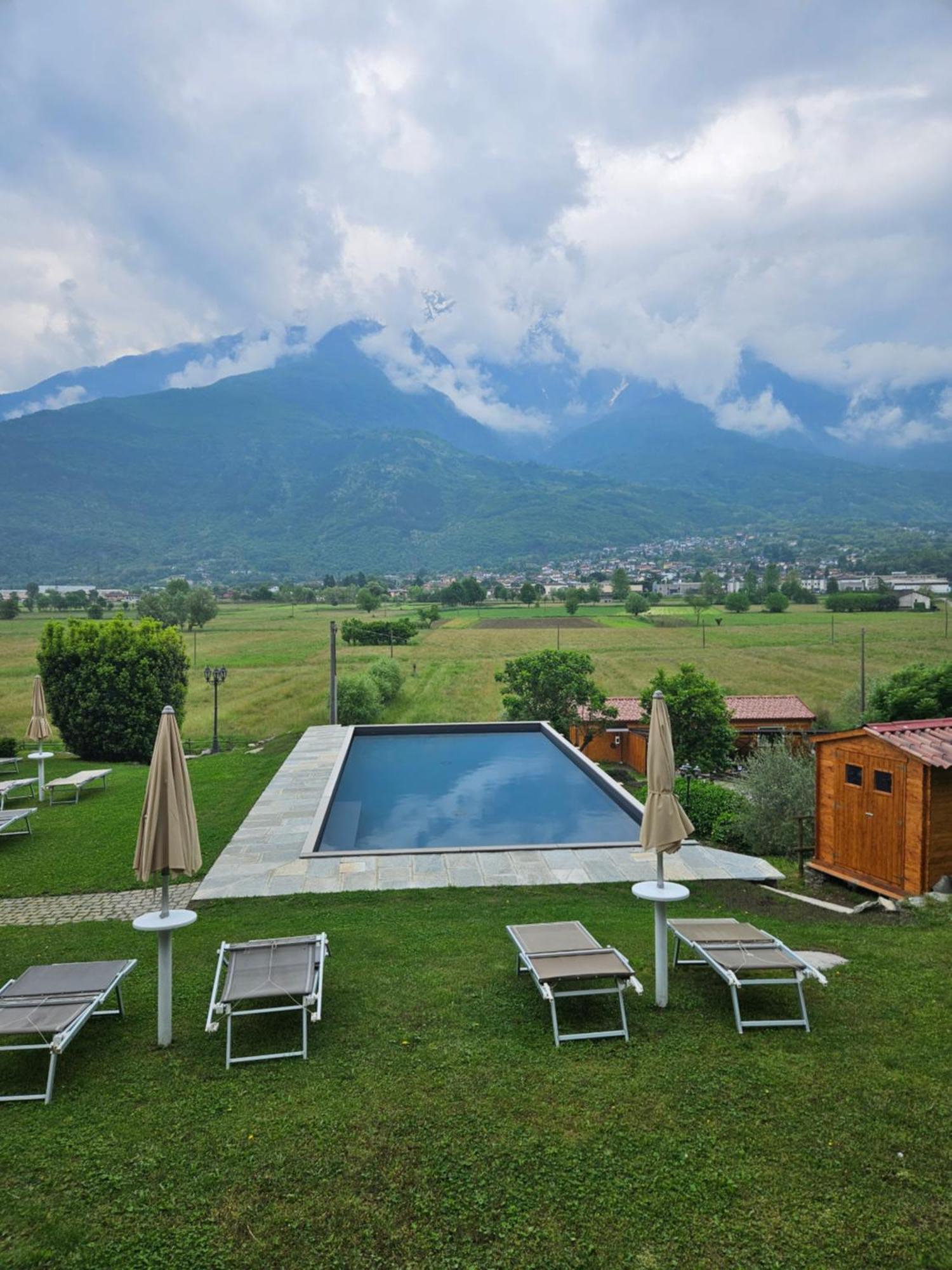 Borgo Erbiola Villa Colico Exteriör bild
