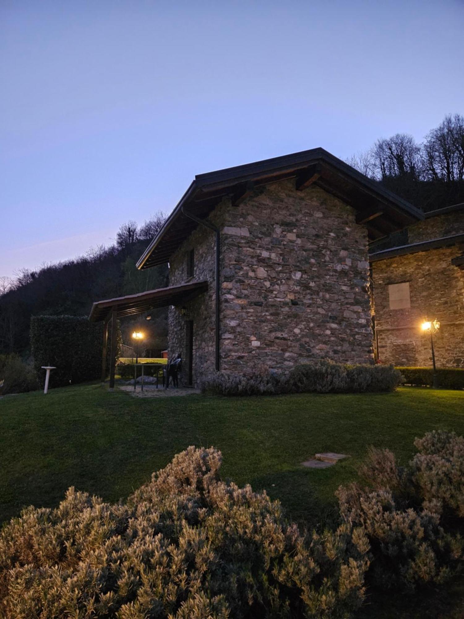 Borgo Erbiola Villa Colico Exteriör bild