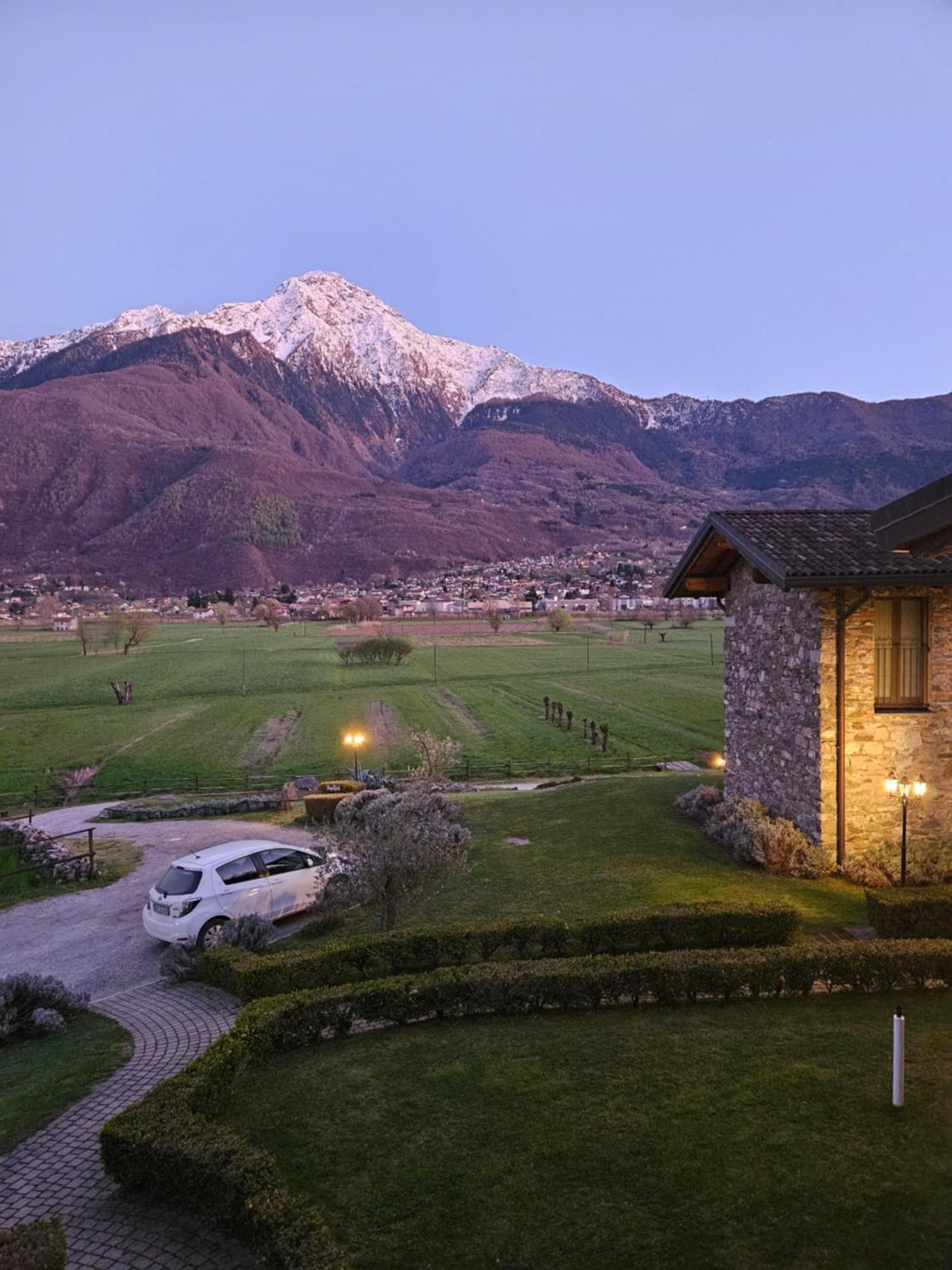Borgo Erbiola Villa Colico Exteriör bild