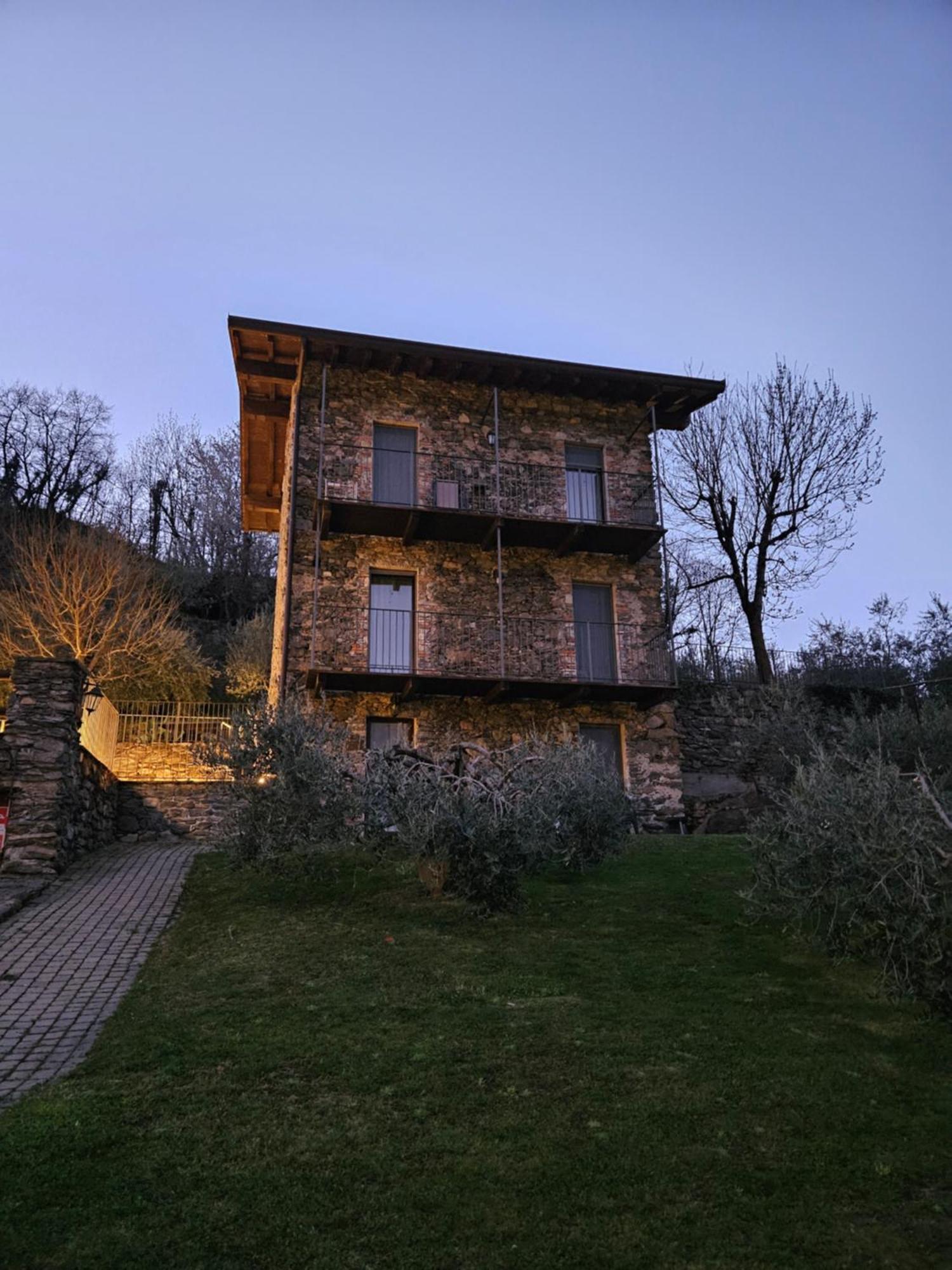 Borgo Erbiola Villa Colico Exteriör bild